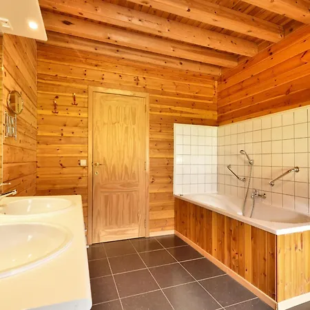 In With Terrace, Cleaning Included Chalet