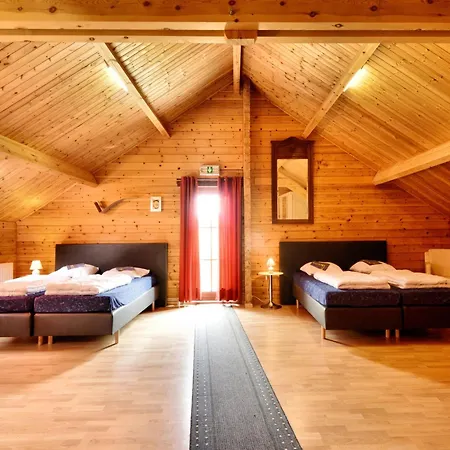 Elegant With Sauna, Cleaning Included *