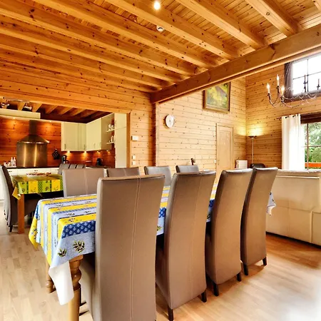 Elegant With Sauna, Cleaning Included Septon