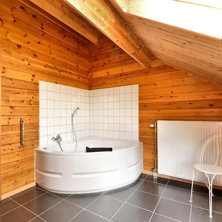Elegant With Sauna, Cleaning Included